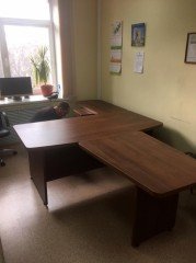 Стол для кабинета руководителя с приставкой для переговоров